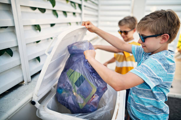Best Yard Waste Removal  in Osceola, IA